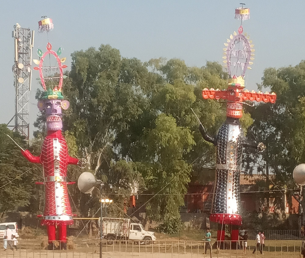 Dussehra, the symbol of the victory of good and evil, was celebrated with great fanfare